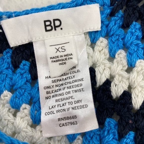 Bp Crocket Crop Top Tie Shirt - XS NWT - Picture 3 of 3